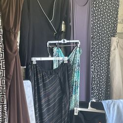 PLUS SIZE CLOTHING BULK BEAUTIFUL ONLY 50$ 