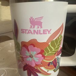 NEW 🤍 Floral Stanley Quencher Tumbler 2.0 40oz 2024 Mothers Day