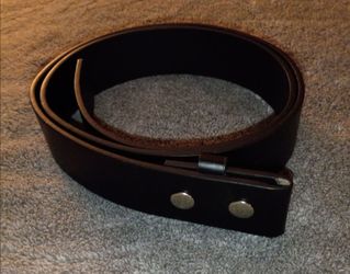 Genuine black leather mens belt.