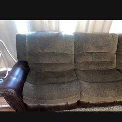 Reclining Couch/Sectional 