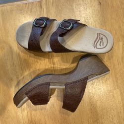 Dansko Shoes 