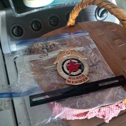 Vintage License Plate Topper Nos Condition 