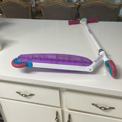 Scooter’s Razor White And Purple 