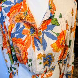 Nicole Miller Floral Blouse Size Small with bright summery colors. Almost long sleeves and a subtle tie-waist detail. Lightweight and comfortable, 