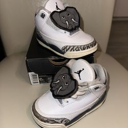 Toddler boy shoes size 6c