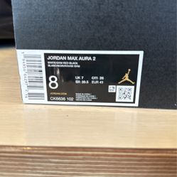 Jordan Max Aura 2 Size 8