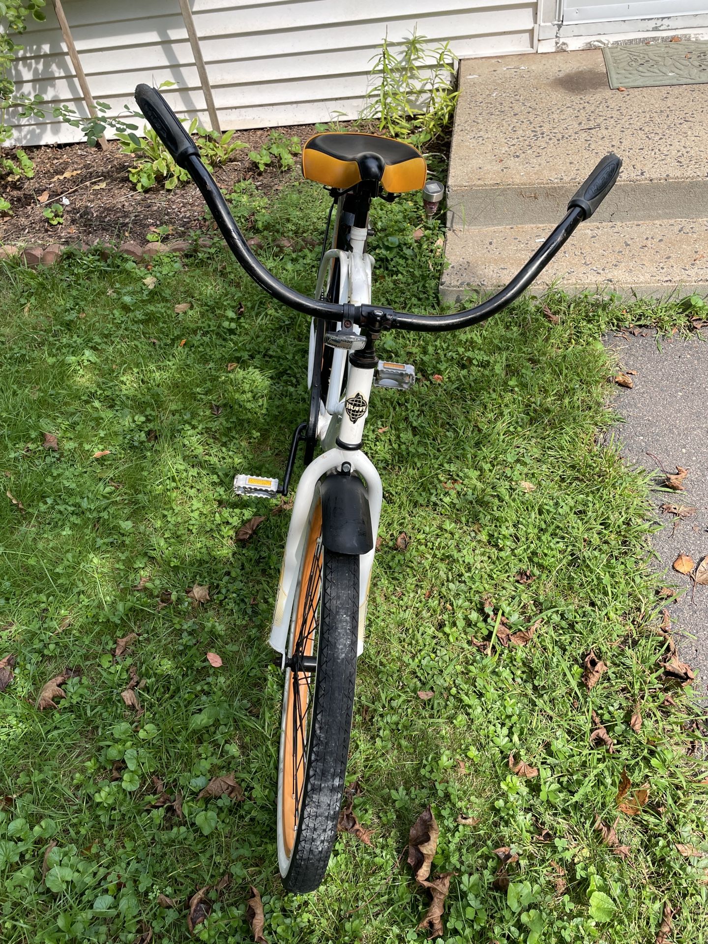 Huffy Karaoke White