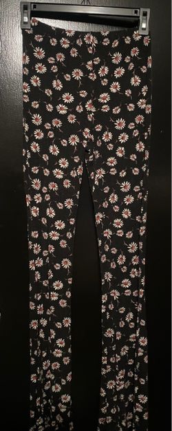 Black Floral Daisy Print Flare Leggings