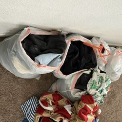 4 Bags Of Women’s Shoes Purses And  Clothes Size  Small To Large 