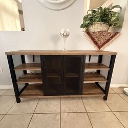 bar/ tv stand 