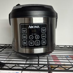 12 Cup Aroma Rice Cooker 