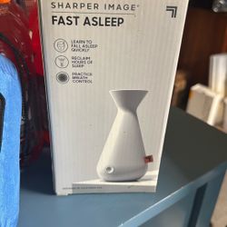 Sharper Image Fast Asleep Sleep Aid Light Breath Control Coach Bedside Device in Box