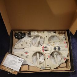 2017 (DRONE) AIR HOGS STAR WARS MILLENNIUM FALCON EXCLUSIVE XL