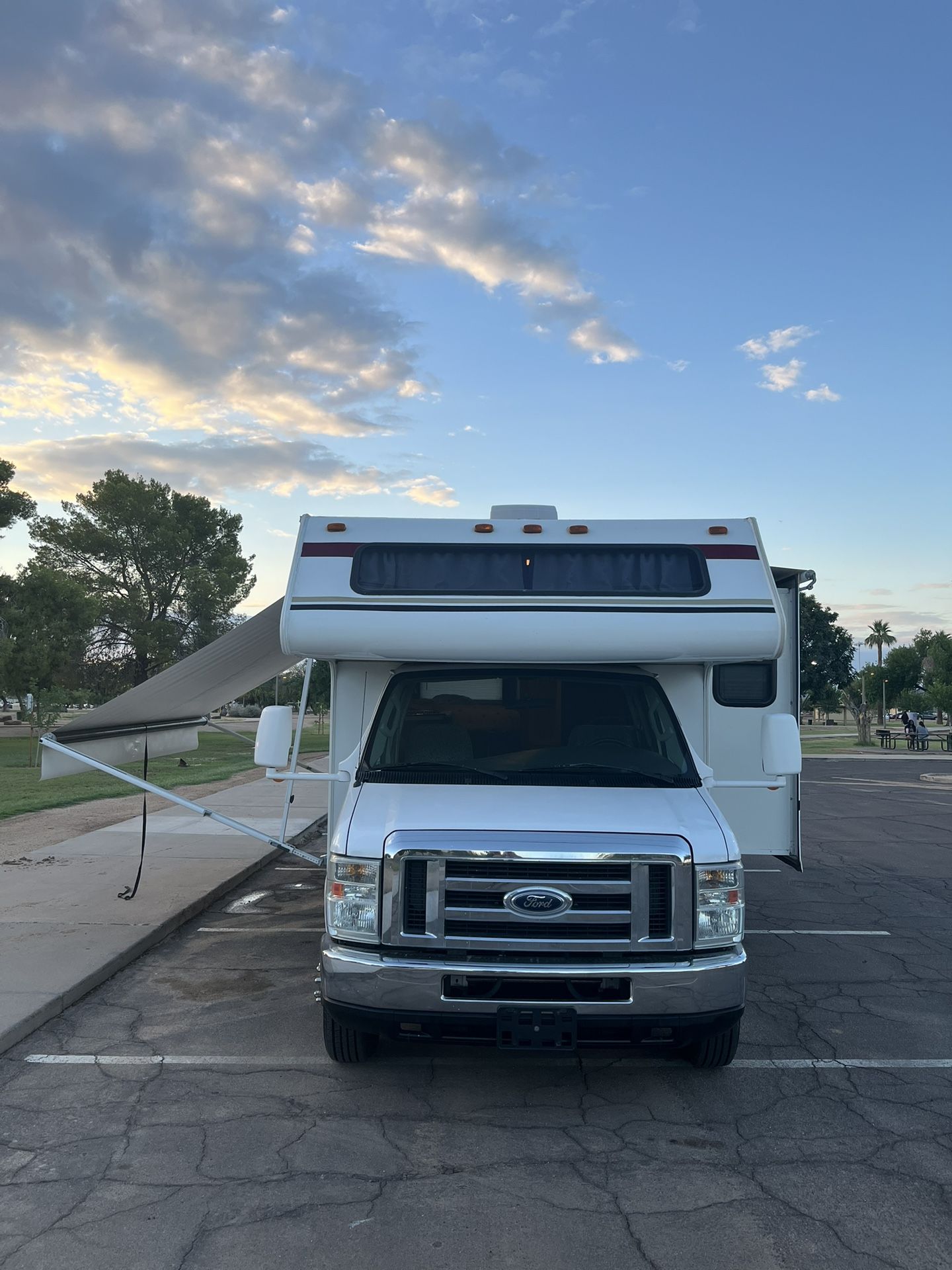 2009 Ford E450 Four Winds Chateau Sport