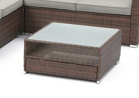 Outdoor coffee table new
Price $80
