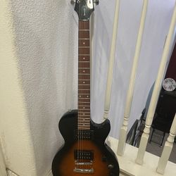 Epiphone Les Paul & Marshall Amp