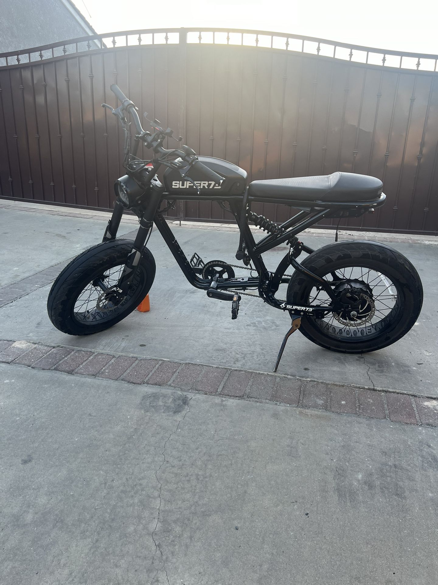 Super 73 Brooklyn R
