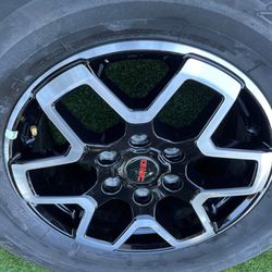 4 GMC SIERRA RIMS&TIRES 255-70R18 $750