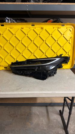Toyota Prius left headlight 2023 2024 2025 2026