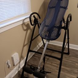 Teeter Inversion Table