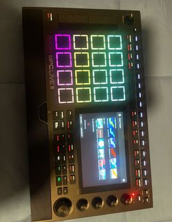 Akai mpc live lll