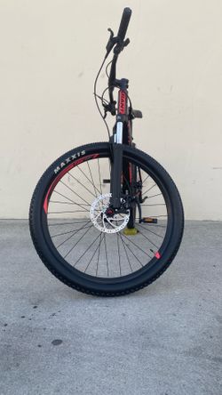 GIANT TALON MOUNTAIN BIKE