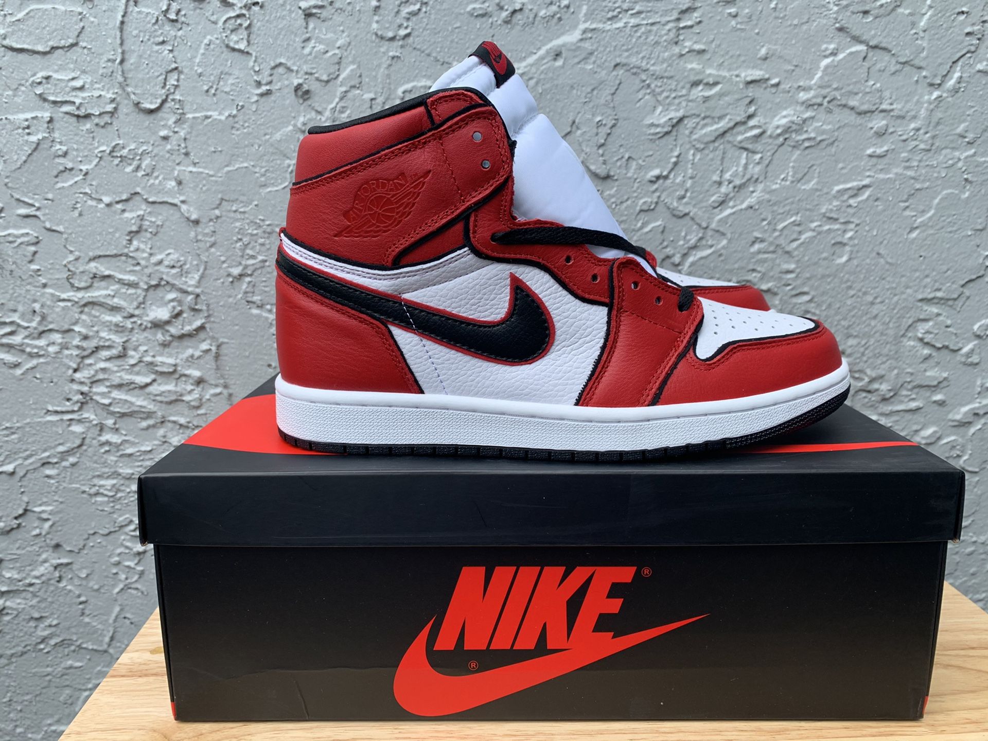 🚨JORDAN 1 HIGH OG BLOODLINE🩸 2.0