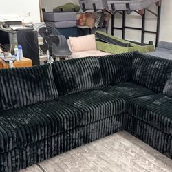 119x92 black furry corduroy sectional couch / free delivery