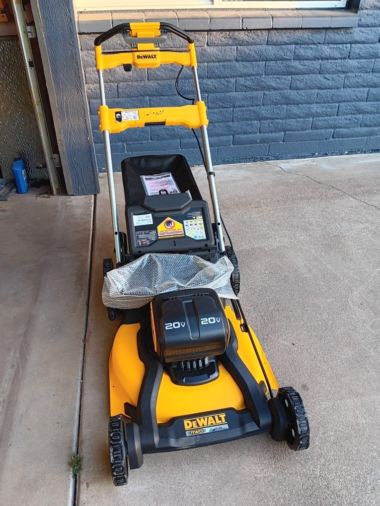 LAWNMOWER DEWALT TOOL ONLY - Main Image