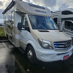 2018 Gemini 24TX Class B+ / Class C