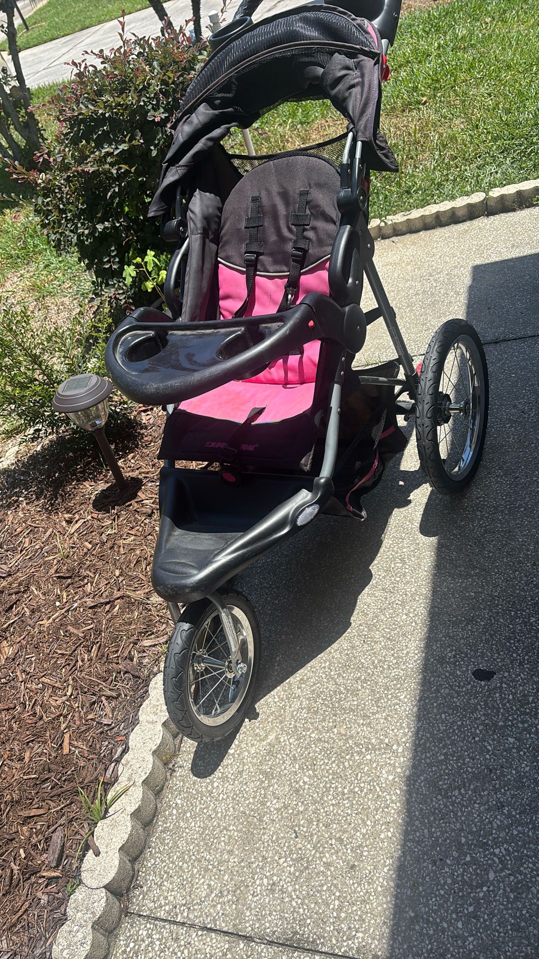Baby Jogger/stroller - 5 Pt Harness And Canopy And Drink Holders