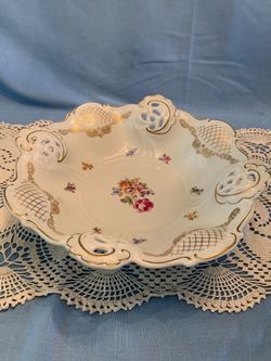Ceramic round bowl