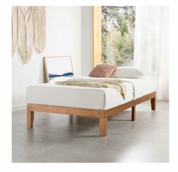 XL Twin Wood Platform Bed Frame  w/Matress included