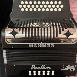 Hohner panther