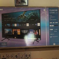 SAMSUNG 65-Inch Class Crystal UHD CU7000 Series