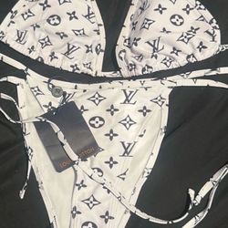 Swimsuit 