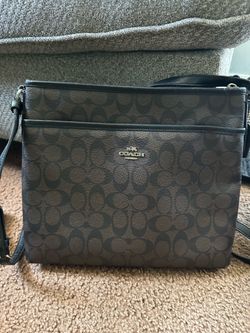 Coach crossbody purse