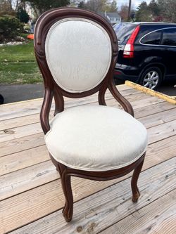 Beautiful Child Size Accent Chair