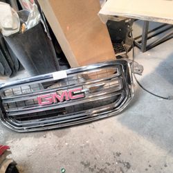 Front Grill GMC Yukon 