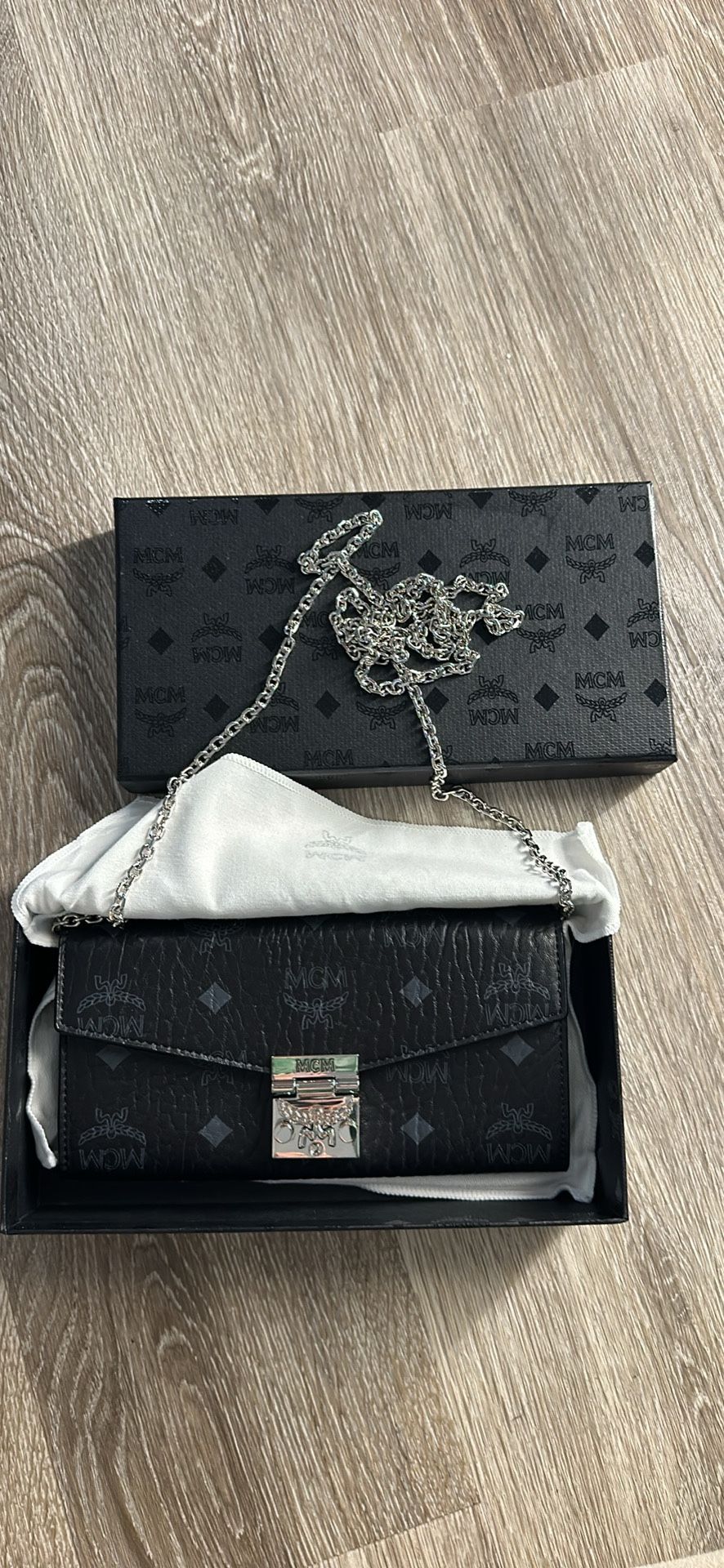NEW MCM Wallet With Chain Crossbody Strap