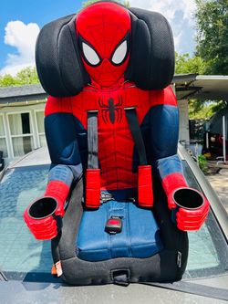 KidsEmbrace Marvel Spider-Man 2-in-1 Booster Car Seat It's in very good condition