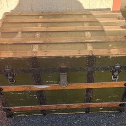 Antique Flat-Top Steamer Trunk / Travel Ches