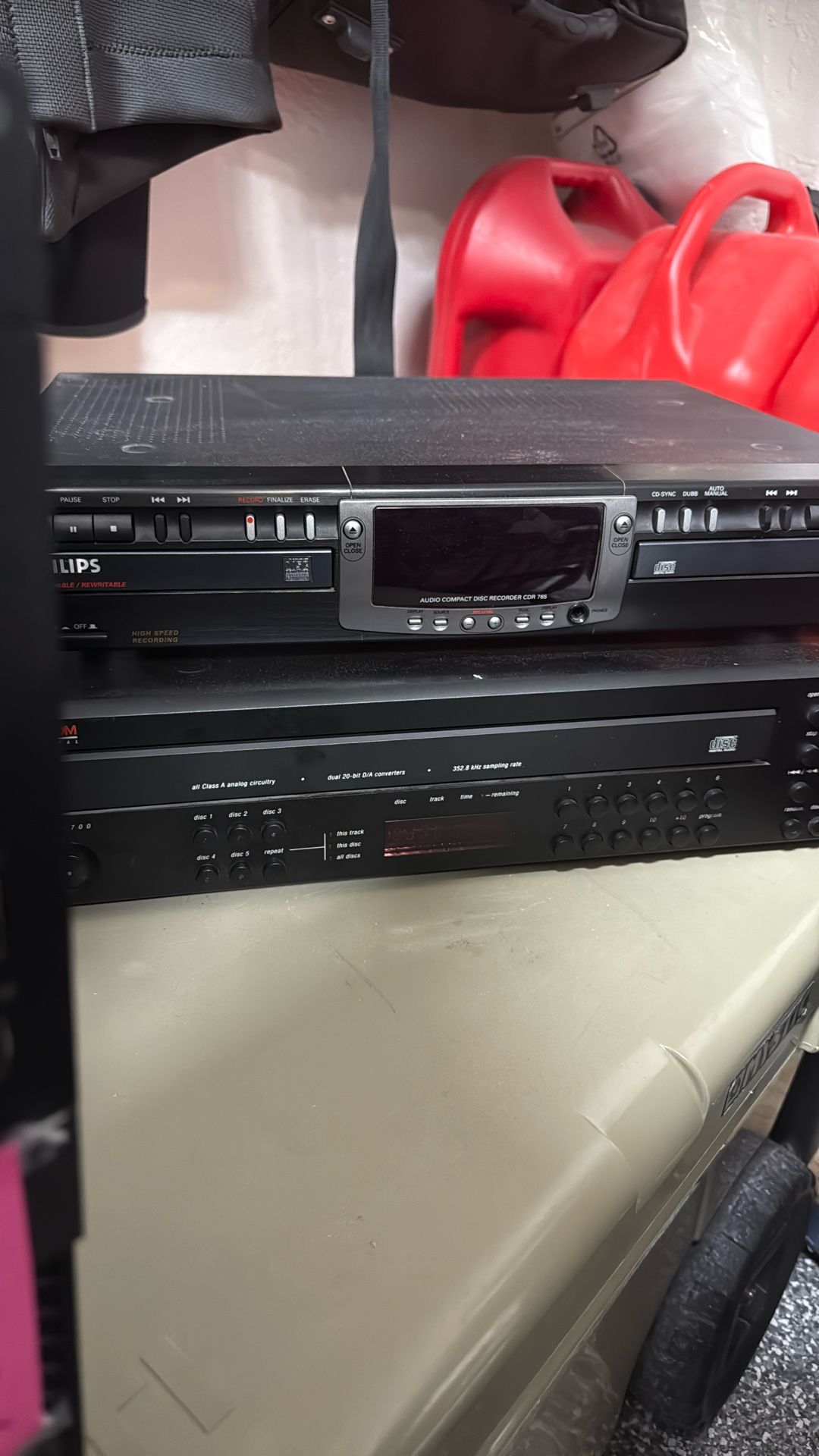 CD Player Múltiple CDS And CD Recorder