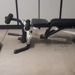 Workout Bench With LEG EXTENSION 