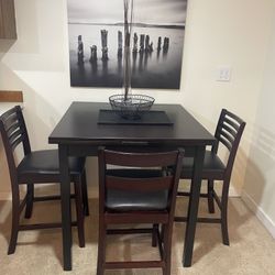 Small Space 4-piece Dining Set 