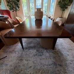 Henredon Dining Table With 6 Chairs 
