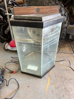 10 gallon fish tank.