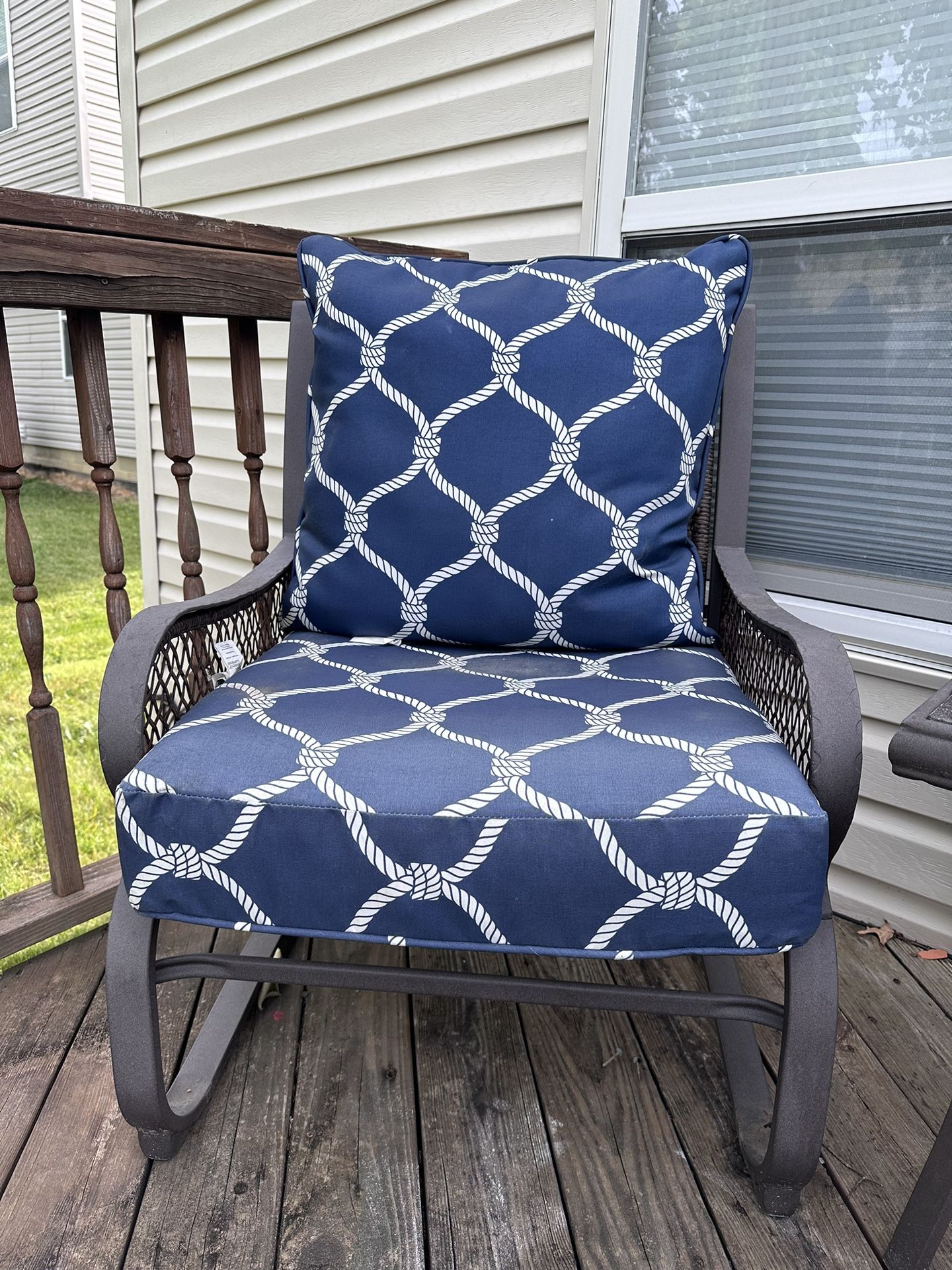 Deep Seat Chairs And Side Table