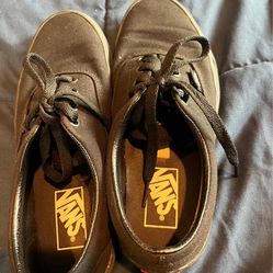 Vans size 5.5 in men 7.0 in women