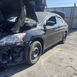 2015 NISSAN SENTRA PARTS ONLY 